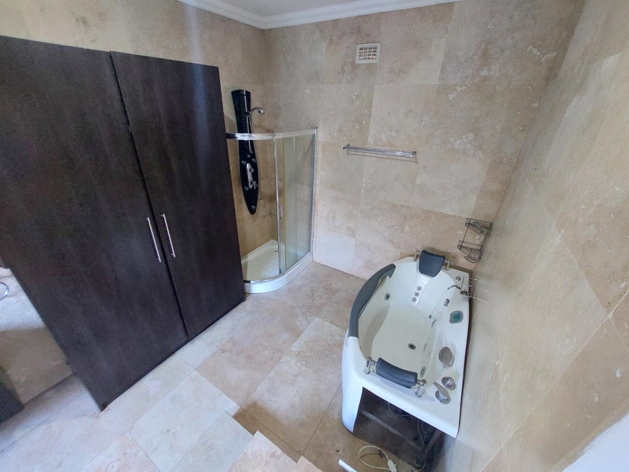 To Let 4 Bedroom Property for Rent in Brackenfell North Western Cape